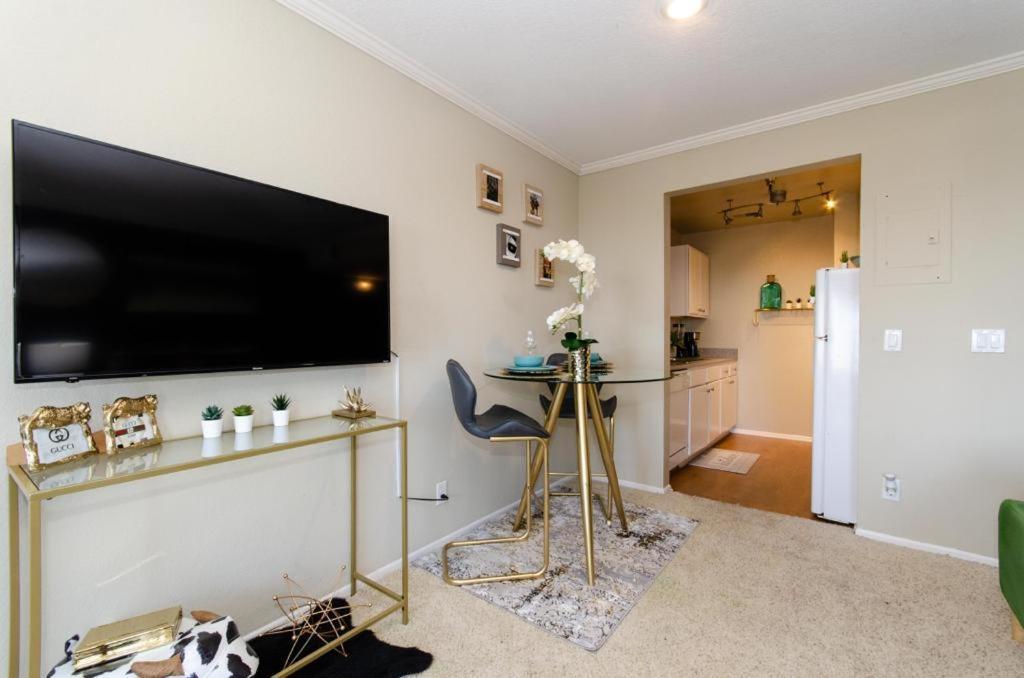 Gucci Mickey And Maxico Lofts Free Parking And Wifi Apartamento Los Angeles Exterior foto
