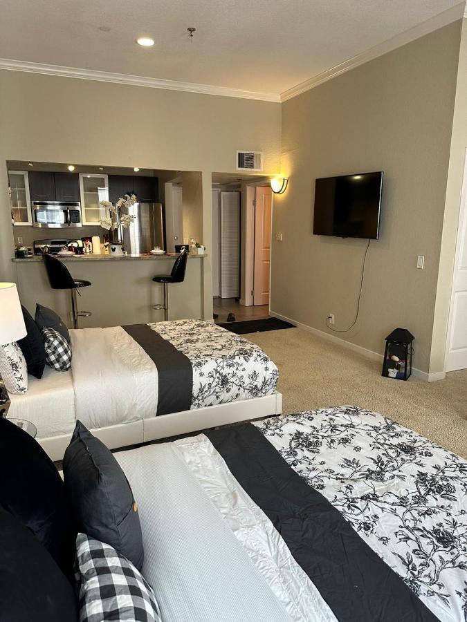 Gucci Mickey And Maxico Lofts Free Parking And Wifi Apartamento Los Angeles Exterior foto