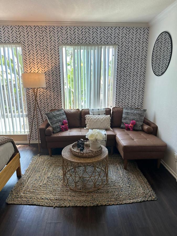 Gucci Mickey And Maxico Lofts Free Parking And Wifi Apartamento Los Angeles Exterior foto